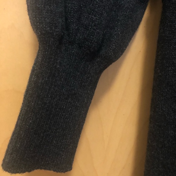 NWT VINCE Wool/Cashmere V-Neck Full Length Sweater Dress Size XS - Picture 4 of 13